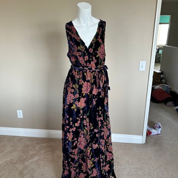 Baltic Born Floral Maxi Dress - Navy and Pink - Picture 2 of 2